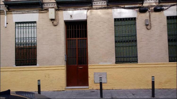 Luxury Apartment In Triana Close To The River Seville Exterior photo